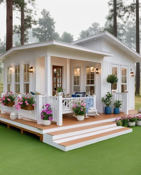 Backyard Granny Pod, Mini Home Exterior, Adu Interior Design, Small Cottage Exterior, Adu Inspiration, Tiny Cottage Design, Tiny Home Ideas, Mini Homes, Small White House