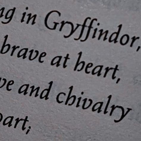 Harry Potter Aesthetic Gryffindor, Griffindor Aesthetics, Harry James Potter Aesthetic, Jily Aesthetic, Wolfstar Aesthetic, Marauders Era Aesthetic, Deftones Change, James Potter Aesthetic, Alice Fortescue