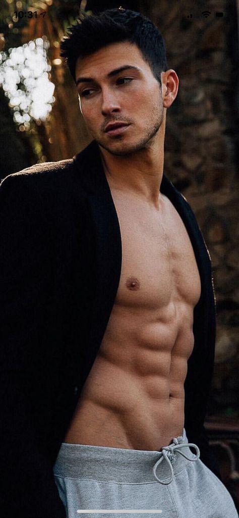 Robert Scott Wilson and that V line!  Sexy Men In Sweatpants, Greg Sulkin, Robert Scott Wilson, Ginger Hair Men, Shirtless Actors, Scott Wilson, Bruins Hockey, Robert Scott, Soap Stars