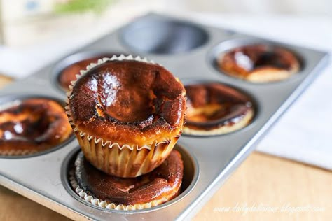 dailydelicious: Creamy Mini Basque Cheesecake Basque Burnt Cheesecake Cupcake, Burnt Basque Cheesecake Mini, Basque Burnt Cheesecake Mini, Mini Basque Cheesecake, Mini Basque Burnt Cheesecake, Mini Burnt Cheesecake, Burn Cheesecake, Small Cheesecakes, Burnt Basque Cheesecake