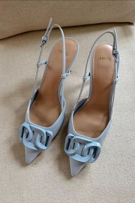 Light Blue Heels Outfit, Blue Sandals Outfit, Blue Heels Outfit, Heels For Summer, Baby Blue Heels, Light Blue Heels, Designer Shoes Heels, Trendy Heels, Street Style Fall Outfits