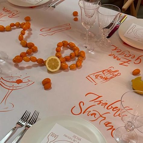 Gatherings By Emily on Instagram: "a table that felt silly and fun and wild and made everyone smile 🌞🌞🌞" Lunch Party Decor, Drawing On Table, Fruit On Table, Tomato Party, Florist Life, Bachelorette Aesthetic, Wellness Cafe, Place Setting Ideas, Italian Lunch