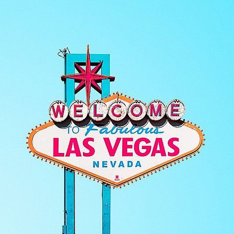 Vegas Bachelorette Party, Las Vegas Sign, Neon Museum, Vegas Sign, Mode Editorials, Vegas Bachelorette, Food Signs, Bedroom Wall Collage, Favorite Subject