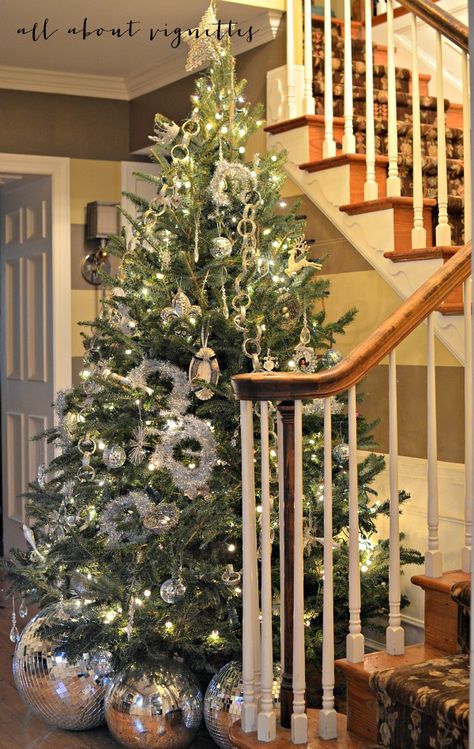 love the orbs under the tree Antique Shopping, Under The Tree, Antique Shops, Xmas Tree, The Tree, Staging, Christmas Decor, Stairs, Christmas Decorations