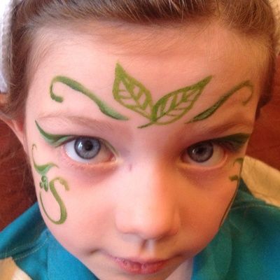 Leaf Face Paint, Tinkerbell Makeup, Green Face Paint, Fairy Face Paint, Fairy Face, Frozen Jr, Festival Face Paint, Face Painting For Boys, Nature Fairy