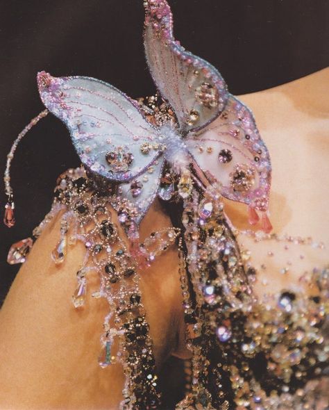 Midsummer Nights Dream, A Butterfly, Looks Style, Fashion Details, Costume Design, Bling Bling, Pretty Dresses, Runway Fashion, Miu Miu