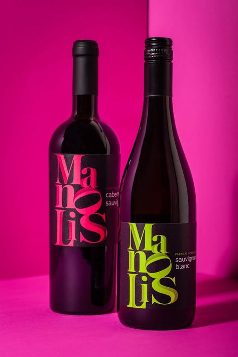 Wine Bottle Design Packaging, Wine Bottle Labels Design, Wine Branding Design, Modern Wine Labels, Wine Label Inspiration, Creative Wine Label, Wine Bottle Packaging, Wine Bottle Label Design, Wine Label Packaging