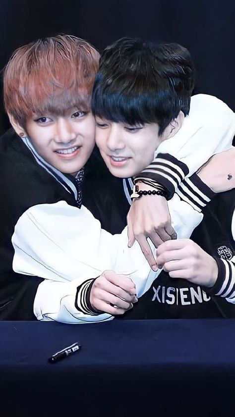 2013 Taehyung, Cute Hug, Bts Army Logo, Korean Phrases, Jungkook Taehyung, That Smile, V Cute, Bts Concept Photo, Bts Vkook