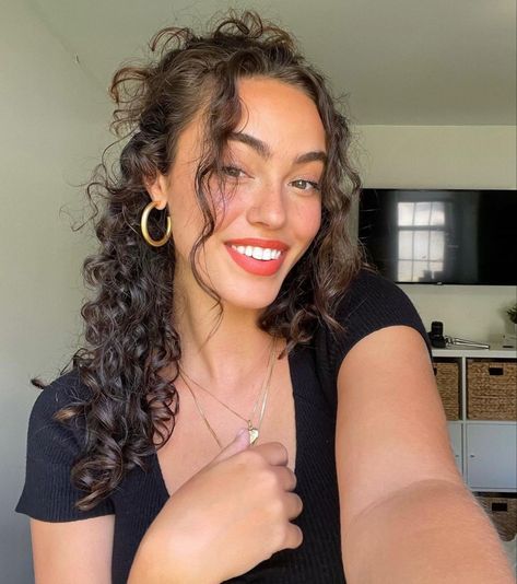 Curly Hair Front Pieces, Penderwicks Aesthetic, Kiana Davis, Brunette Aesthetic, Black Hair Aesthetic, Front Hair Styles, Hair Appointment, Black Curly Hair, Curly Hair Women