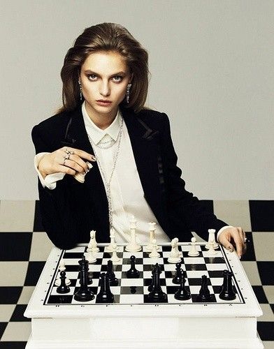 Svetlana Zakharova, How To Play Chess, Chess Queen, The Queen's Gambit, Chess Game, Dance Photography, Chess Pieces, Blonde Beauty, Chess Board