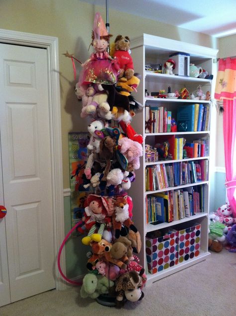 9 Clever Stuffed Animal Storage Ideas - Mommyhooding Cargo Net Stuffed Animal Storage, Ideas For Storing Stuffed Animals, Best Way To Store Stuffed Animals, Stuff Animal Display Ideas, Ways To Organize Stuffed Animals, What To Do With Stuffed Animals, How To Display Stuffed Animals, How To Organize Stuffed Animals, How To Store Stuffed Animals