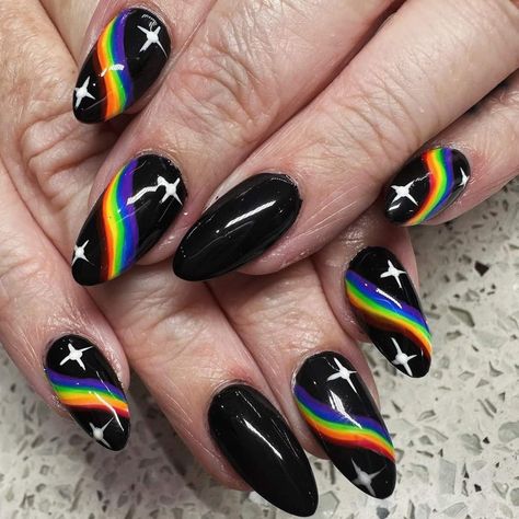 Rainbow Goth Nails, Lesbian Nail Ideas, Scenecore Nails, Non Binary Nails, Black Rainbow Nails, Nonbinary Nails, Lgbt Nail Art, Black Light Nails, Lgbt Nails