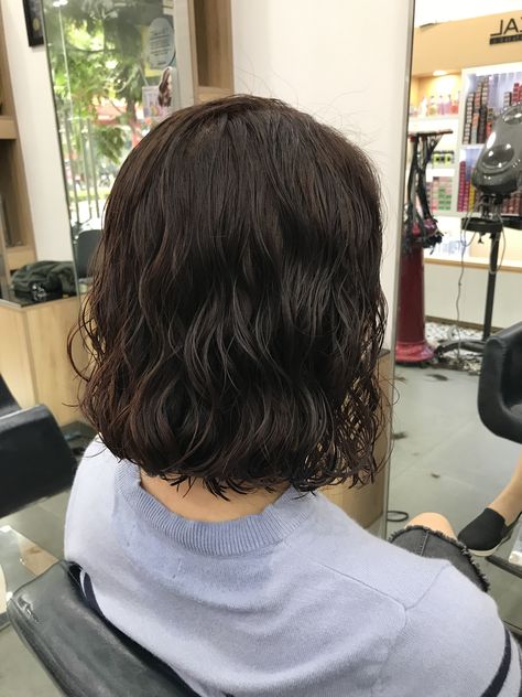 Above Shoulder Wavy Hair, Short Wavy Perm, Wavy Perm Short Hair, Korean Perm Short Hair, Shoulder Length Permed Hair, Permed Bob, Digital Perm Short Hair, Loose Perm Short Hair, Short Hair Korea