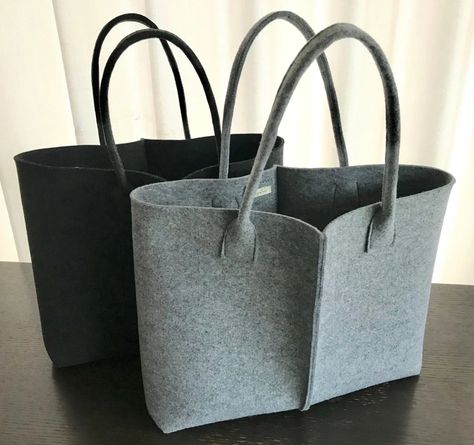 Felt bag Model 1 – BelgianFusion Felted Handbags Tutorials, Felt Bag Pattern, Crossbody Bag Diy, Wool Tote Bag, Felt Products, Felt Tote Bag, Felt Bags, Wool Tote, Diy Sewing Gifts