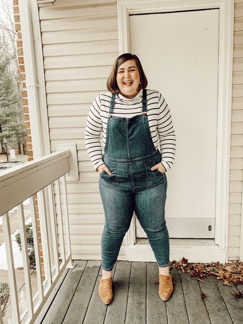 8 Ways to Style #Overalls! #plussize #womensfashion #waystostyle #styletips #psootd #ootd #falloutfits #winteroutfits #plussizefashion Fall Overall Outfits Plus Size, Overalls Outfit Plus Size Style, Styling Overalls Plus Size, Plus Size Denim Overalls Outfit, Plus Overalls Outfit, Plus Size Overalls Outfit Fall, Summer Outfits Overalls, How To Style Overalls, Plus Size Overalls Outfit