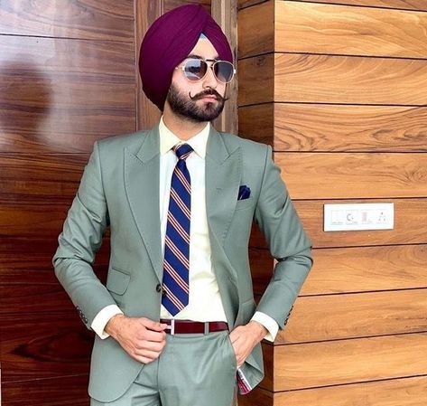 Coat Pant Colour For Men, Coat Pant For Men Sardar Ji, Pagg Turban Colour, Coat Pant For Men Suits Wedding Punjabi, Sardar Fashion Turban, Sardar Coat Pent, Boys Coat Pant Design For Wedding, Punjabi Coat Pant With Turban, Coat Pant With Turban For Men