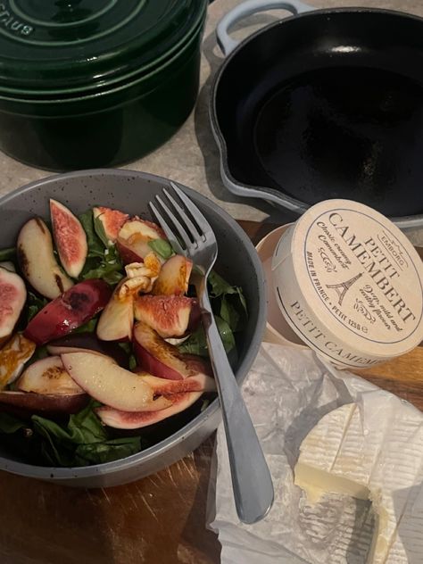 #vanillagirl #itgirl #food #instainspo #salad #figs #peaches #camembert #pretty #aesthetic #lunch #dinner #cooking #lifestyle #vanillagirlaesthetic Aesthetic Lunch, Cooking Lifestyle, Peach Salad, Pretty Aesthetic, Insta Inspo, Peaches, Fig, Salad, Lifestyle