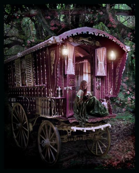 Diy Caravan, Magic Realms, Irish Travellers, Steampunk Diy, Open Road, Peaky Blinders, Handmade Home, Caravan, The Dreamers