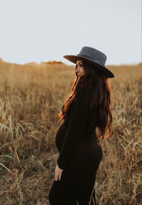 Black Turtleneck Maternity Photoshoot, Black Boho Maternity Dress, Black Bodycon Maternity Dress, Fall Maternity Shoot Black Dress, Black Maxi Dress Maternity Photos, Maternity Pics Black Dress, Black Dress Western Maternity Pictures, Black Turtle Neck Maternity Shoot, Black Sweater Dress Maternity Photos