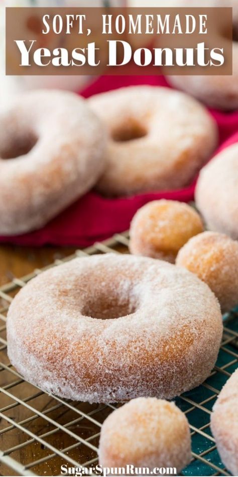 Donuts Homemade, Doughnut Recipe Easy, Easy Donut Recipe, Yeast Donuts, Easy Donuts, Homemade Donuts Recipe, Homemade Doughnuts, Fried Donuts, Yummy Deserts