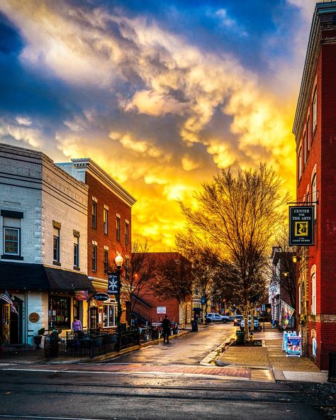 Manassas, Virginia, Old Town Manassas. Virginia Small Towns, Massanutten Virginia Winter, Old Town Virginia, Towns In West Virginia, Manassas Virginia, Virginia Art, Virginia Mountains, Virginia City, Old Dominion