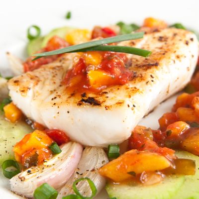 One-Pan Pickerel for Two with Cherry Tomato Salsa Pickerel Recipes, Cobia Recipes, Baked Cod Fillets, Hawaiian Fish, Mango Salsa Recipes, Atkins Recipes, Relish Recipes, Tomato Sauce Recipe, Seafood Salad