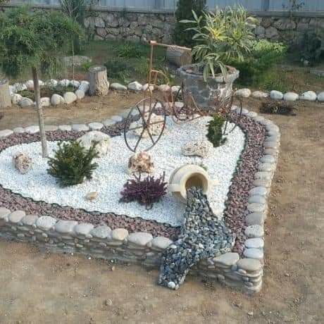 Memorial Garden Ideas, Garden Sitting Areas, Beautiful Gardens Landscape, Front Garden Landscape, نباتات منزلية, Summer Mantle, Rock Garden Design, Front Yard Garden Design, Ideas For Decorating