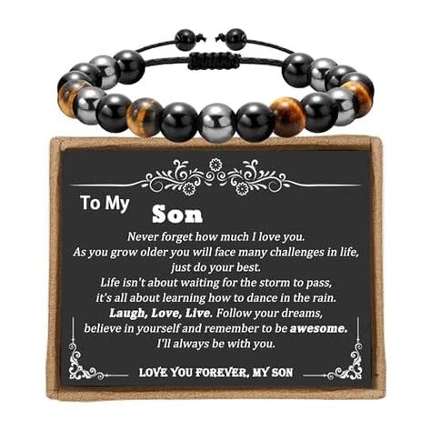 To my son from mom:"Follow your dreams, believe in yourself and remember to be awesome. I'll always be with you."This gift shows your love for your son and also encourages him to keep going even during the toughest days. Mother Son Gift, Graduation Gifts For Boys, Gifts For Son, Handmade Gifts For Him, Son Bracelet, Sons Graduation, Graduation Gifts For Him, Rubber Band Bracelet, Gifts For Teen Boys