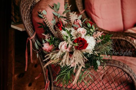 Feathers In Bouquet, Hunter Wedding, Hunter S, Turkey Feathers, Color Ideas, Barn Wedding, Fall Wreath, Bridal Bouquet, Bouquets