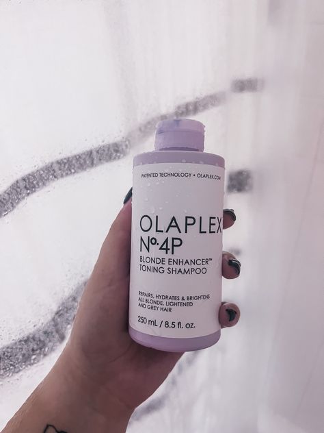 The olaplex purple shampoo is my favorite for keeping my highlights icy❄️ Purple Shampoo Aesthetic, Olaplex Purple Shampoo, Shampoo Aesthetic, Olaplex Blonde, Silver Shampoo, Toning Shampoo, Purple Shampoo, Healthy Lifestyle Inspiration, Lifestyle Inspiration