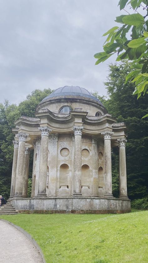 Pride And Prejudice Rain, Stourhead Garden, Temple Of Apollo, Chatsworth House, National Anthem, Scrapbook Journal, Pride And Prejudice, Travel Inspo, Dream Garden