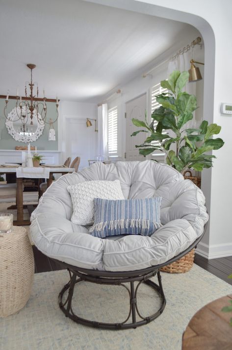 Adding Boho Decor Style To Our Cottage Home with Better Homes & Gardens at Walmart - FEATURED: the Papasan Chair - #bhg #bhghome #sponsored #boho #eclecticdecor #decoratingideas #bohohome Papasan Chair Living Room, Boho Decor Style, Vogue Decor, Poltrona Design, Boho Style Living, Cottage Style Home, Cottage Home, Papasan Chair, Decor Home Living Room