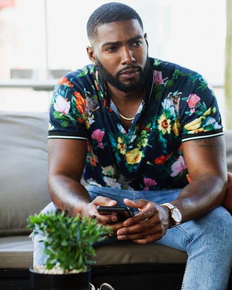 Donnell Blaylock, Donny Savage, Black Masculinity, Dark Skin Men, Black Men Fashion Casual, Beard Style, Man Art, Mens Fashion Smart, Black Men Fashion