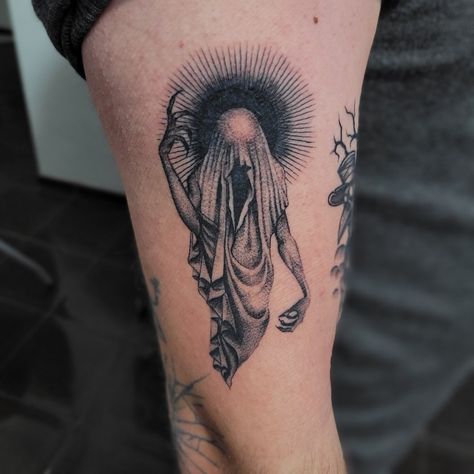 Evil Wizard Tattoo, Good Vs Evil Tattoo, Good And Evil Tattoos, Wizard Tattoo, Evil Tattoo, Half Sleeve Tattoos Drawings, Spirit Tattoo, Evil Wizard, Evil Tattoos