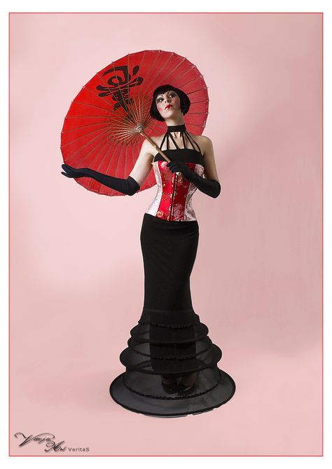 Gothic Geisha, Geisha Photography, Modern Geisha, Umbrella Fashion, Chinese Umbrella, Lizzie Hearts, Japanese Umbrella, Fashion Illustration Collage, Modern Kimono