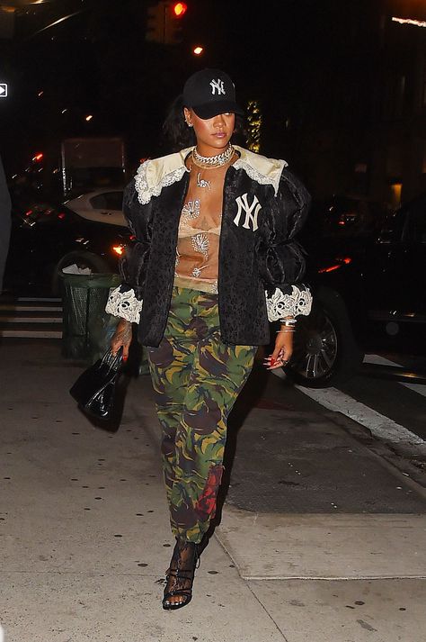 Street fashion, Fashion, Camouflage, Military camouflage, Footwear, Headgear, Textile, Military uniform, Fashion design, Uniform, Rihanna Style 2015, Rihanna Instagram, Rihanna Street Style, Looks Rihanna, Rihanna Outfits, Rihanna Looks, Rihanna Style, Wearing All Black, Rihanna Fenty