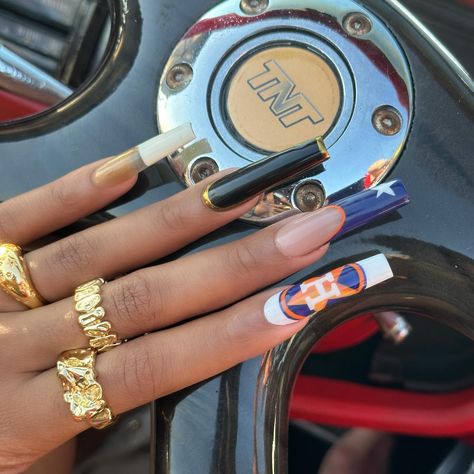 (1) Inbox • Direct Artsy Nails, Texas Nails, Megan Thee Stallion, Female Rappers, The Oscars, Best Acrylic Nails, Nail Tech, How To Do Nails, Nailed It