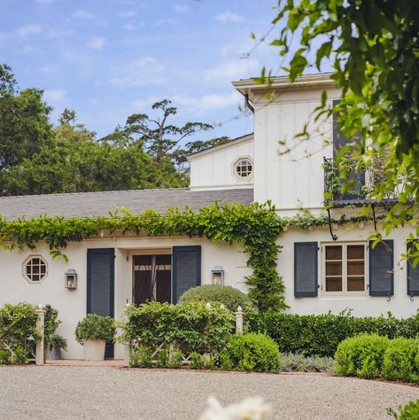 Montecito Homes Exterior, Montecito California Home, Montecito Homes Interior Design, Santa Barbara Landscape Design, California Ranch Style Homes Exterior, Montecito Homes, California Ranch Style Homes, Monterey Style, Cleaning White Walls