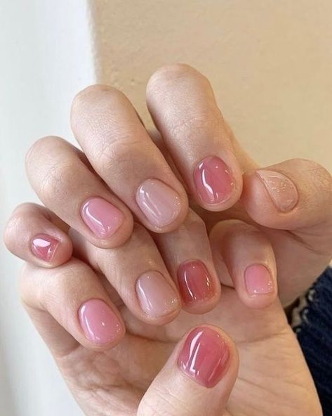 Really Short Nails, Minimal Nails Art, Retro Nails, May Nails, Hello Nails, Hippie Nails, Simple Gel Nails, Minimal Nails, Pretty Gel Nails