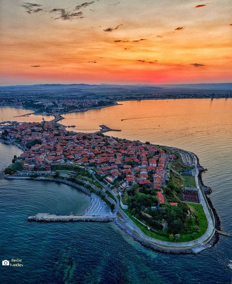 Nesebar Bulgaria, Stara Zagora, Summer Bucket Lists, Geography, Travel Photos, Bulgaria, Places To Travel, Cityscape, Travel Destinations