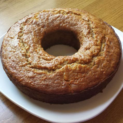 Grandma's Fresh Apple Cake Apple Bundt Cake Recipes, Apple Bundt Cake, Fresh Apple Cake, Apple Cake Recipes, Bundt Cakes Recipes, Classic Cake, Apple Desserts, Spiced Apples, Fresh Apples