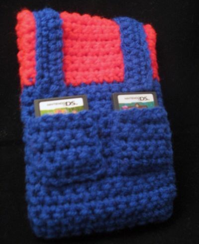 There cannot be anything more personalised than your own DS case, and these Mario and Luigi Crocheted DS Cases are custom made to suit your preferences. Super Mario Games, Nintendo Switch Case, Cell Phone Cover, Crochet Case, Mario Games, Cell Phone Covers, Mario And Luigi, Sweet Pea, Crafty Things