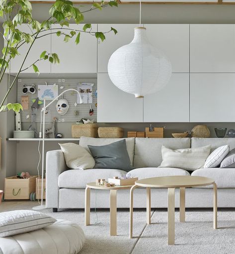 5 cool living room ideas that make showing off your best buys a breeze | Real Homes Ikea Svalsta, Ikea Storage Solutions, Ikea Italia, Fun Living Room, Ikea Living Room, French Home Decor, Living Room Spaces, Easy Home Decor, Decorating Small Spaces