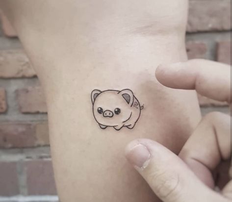 Pig Tattoo, Tattoo Mini, Bestie Tattoo, Vegan Tattoo, Flame Tattoos, Daisy Tattoo, Bff Tattoos, Doodle Tattoo, Cute Tiny Tattoos