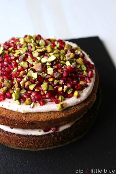 Pistachio Pomegranate Cake, Pomegranate Recipes Dessert, Chaldean Food, Pistachio Cardamom, Cardamom Cake, Pistachio Recipes, Pomegranate Recipes, Pistachio Cake, Cream Filling