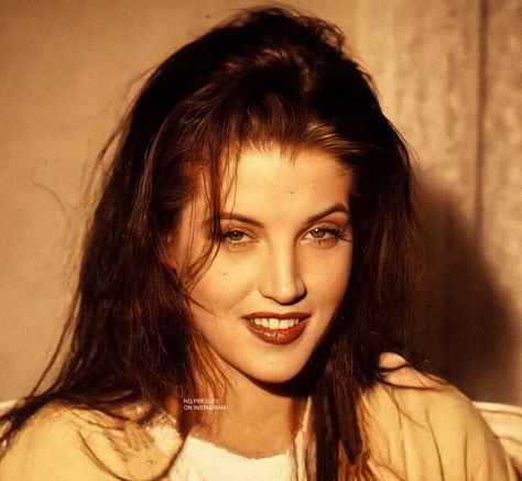 Lisa Marie Presley, Hair