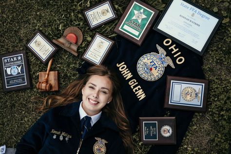 Ffa Graduation Pictures, Ffa Senior Picture Ideas, Senior Pictures Ffa Photo Ideas, Show Cattle Senior Pictures, Senior Pictures With Ffa Jacket, Ffa Jacket Senior Pictures, Senior Picture Ideas Ffa, Senior Picture Ideas Livestock, Livestock Senior Pictures Cattle