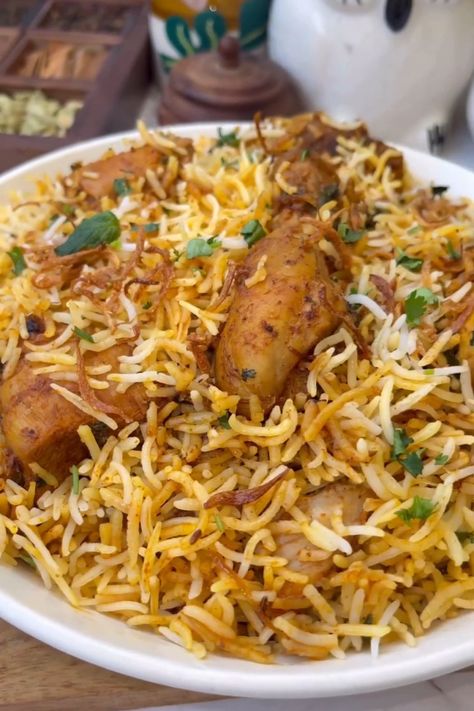 How To Cook Biryani Step By Step, Chicken Biryani Pakistani, Chicken Biryani Recipe Indian Video, Easy Chicken Biryani Recipe Simple, Pakistani Biryani Recipe, Mandi Biryani Recipe, How To Make Biryani, Chicken Biryani Recipes, Chicken Biryani Recipe Indian