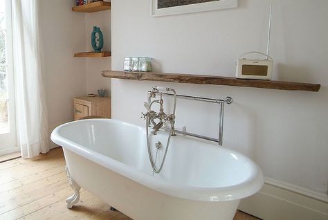 Towel Warmer, Remodelista Shelves Above Bathtub, Modern Georgian House, Clever Bathroom Storage, Modern Georgian, Bath Shelf, Bathroom Storage Solutions, Bad Inspiration, Bathroom Idea, Small Bath