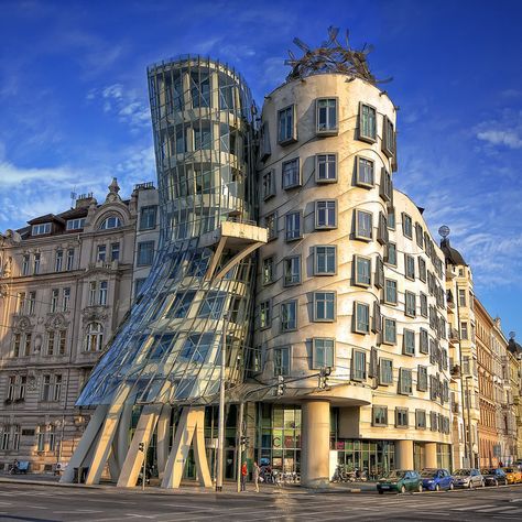 Dancing House, Prague - Czech Republic. https://www.cityxplora.com/products/prague-city-sightseeing Dancing House Prague, Dancing House, Heart Of Europe, Amazing Buildings, Europe Tours, Prague Czech Republic, Prague Czech, Land Art, City Travel